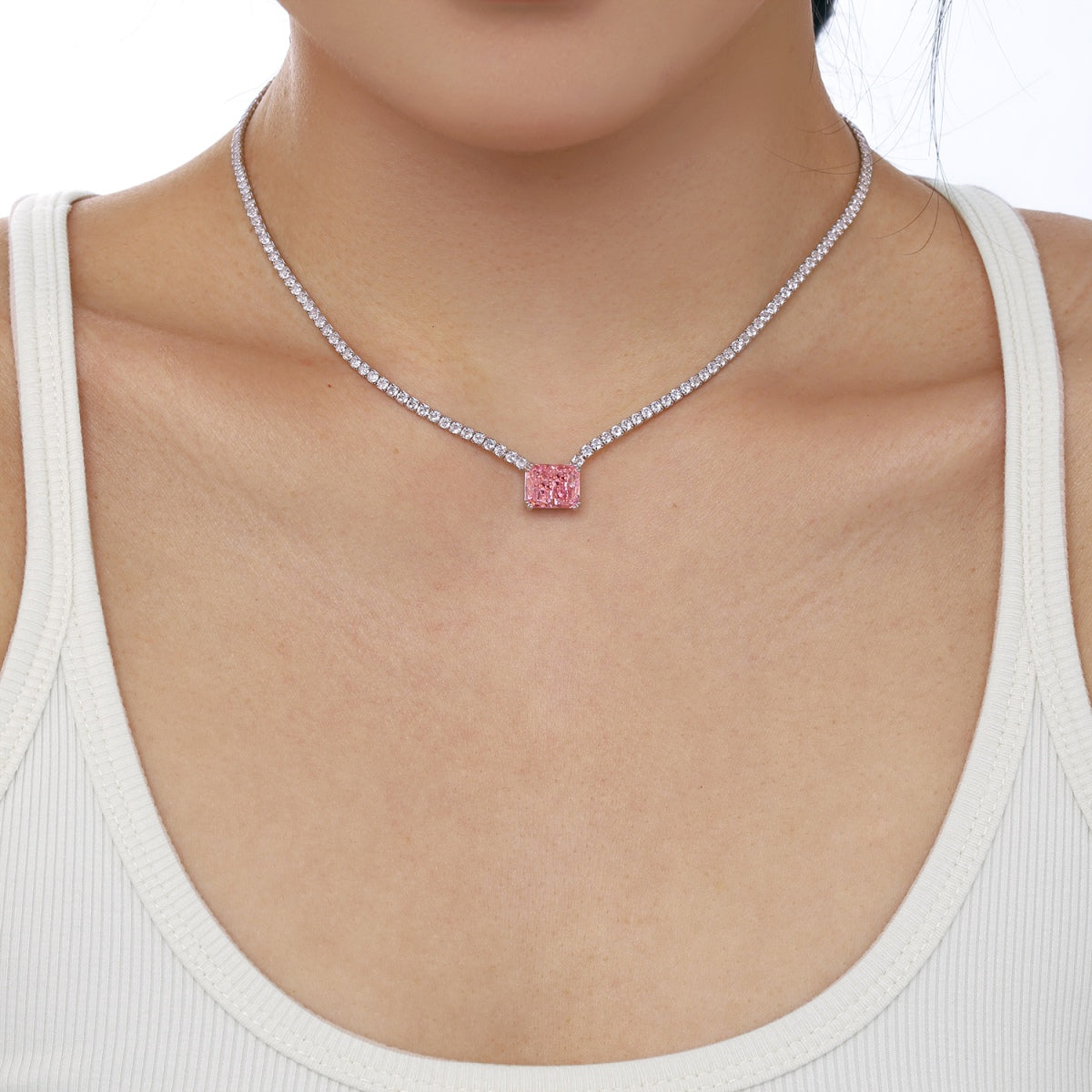 [AURORA]4.0 Carat Elegant Radiant Cut Necklace