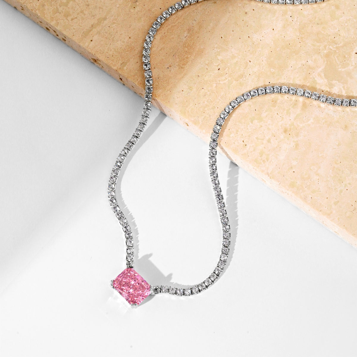 [AURORA]4.0 Carat Elegant Radiant Cut Necklace
