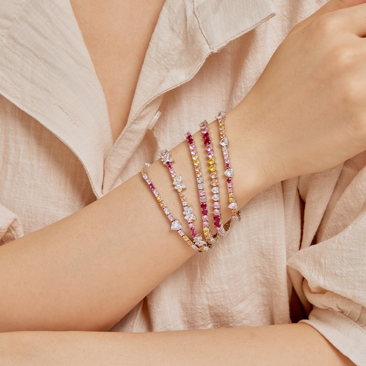 [AURORA]Luxurious Colorful Romantic Heart Shape Lover Bracelet