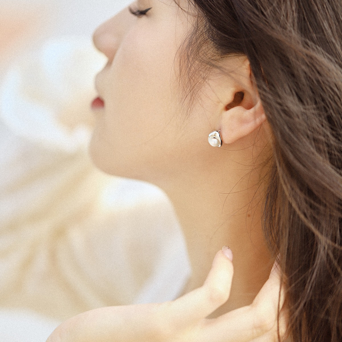 [AURORA]Dainty Bread Pearl Earrings