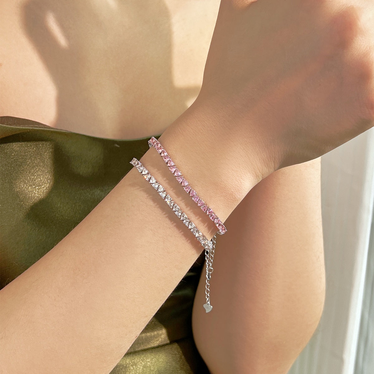 [AURORA]Dazzling Romantic Heart Bracelet
