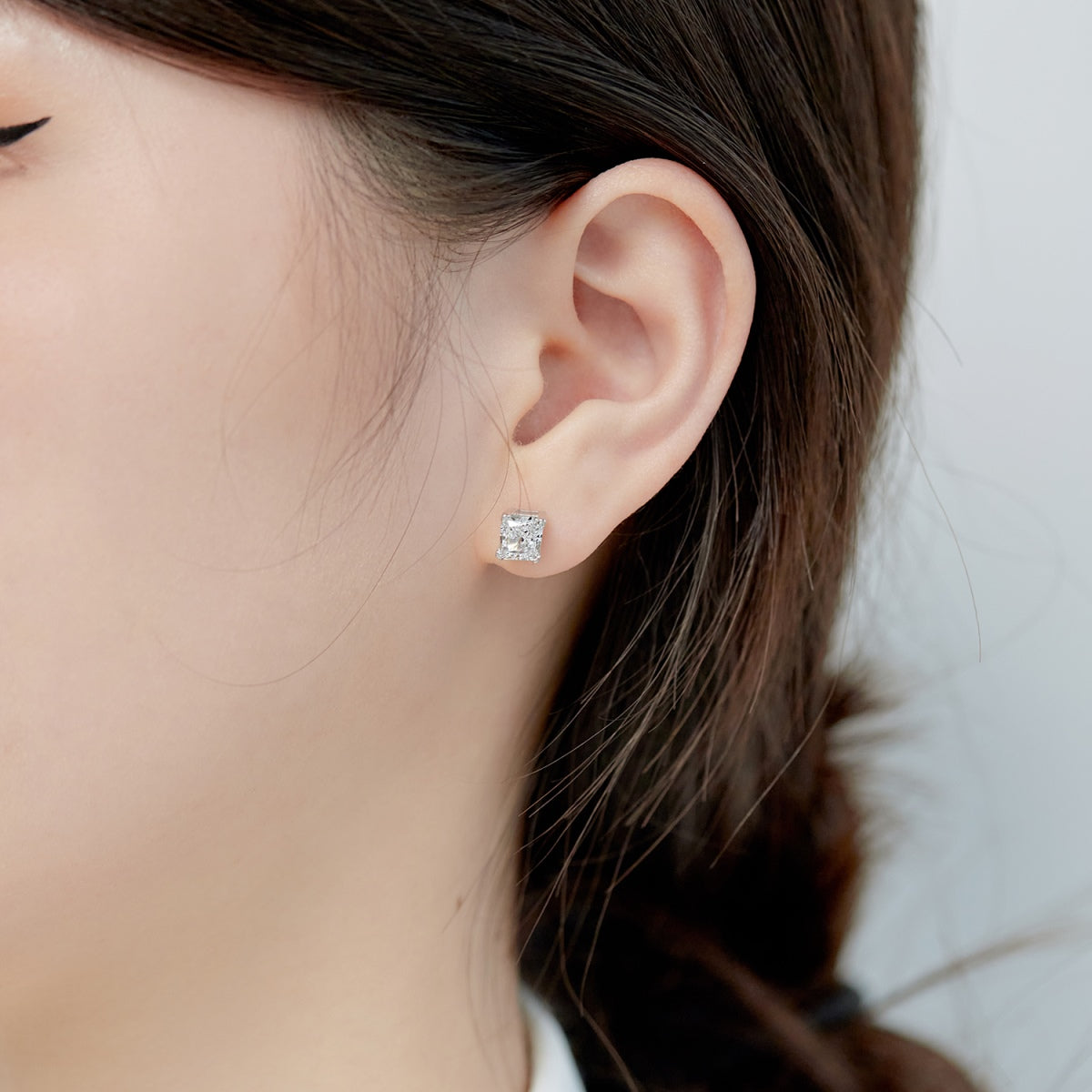 [AURORA]1.0 Carat Radiant Princess Cut Wedding Earrings