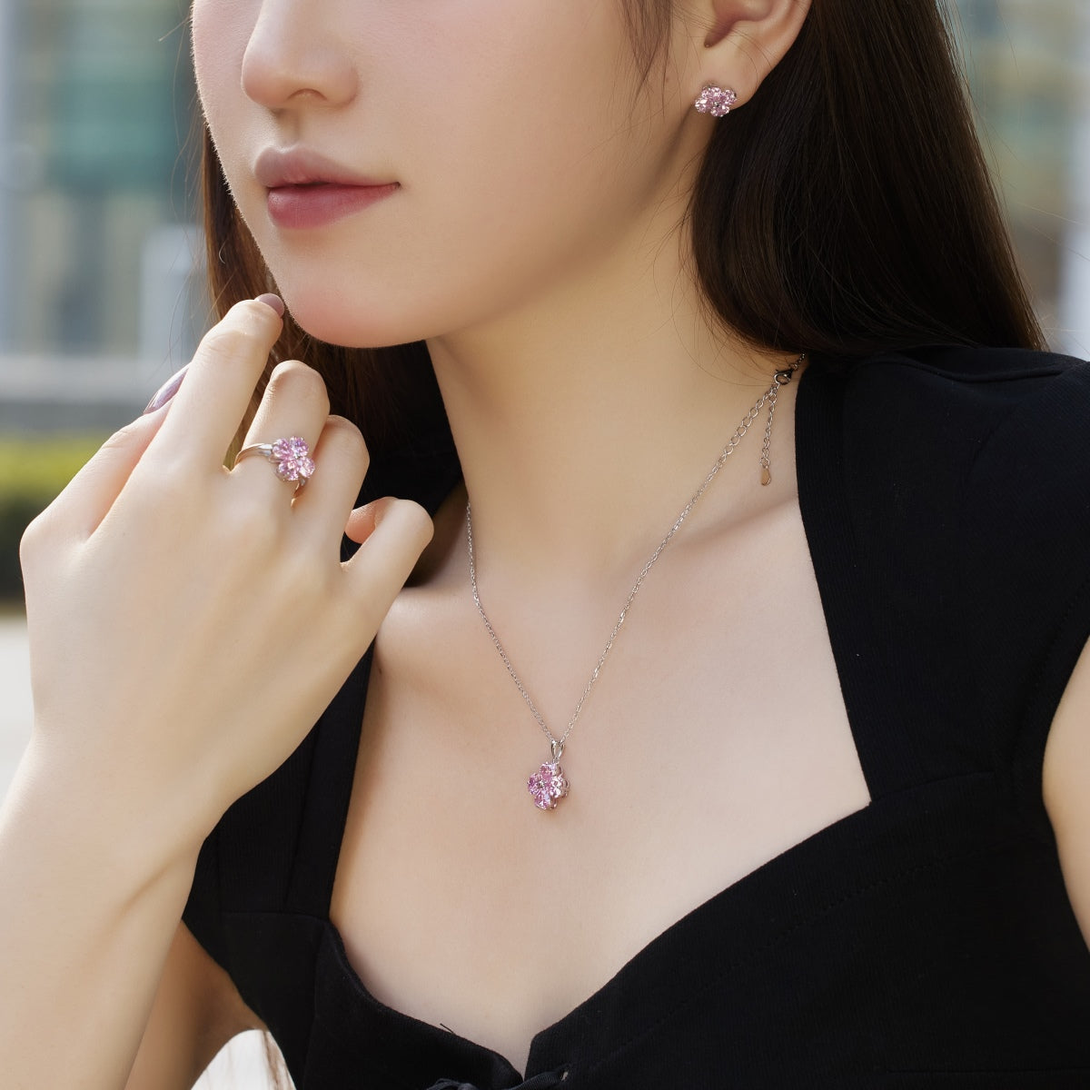 [AURORA]Four-Leaf Clover Ball Earrings