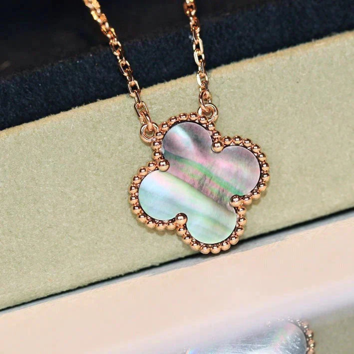 [AURORA]CLOVER 15MM  GRAY MOTHER OF PEARL NECKLACE