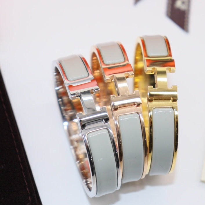 [AURORA]H HELLBLAUES ARMBAND