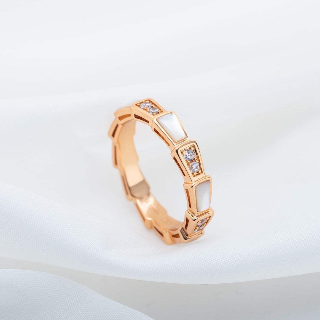 [AURORA]セルペンティ リング ピンクゴールド ダイヤモンド モップ 3mm