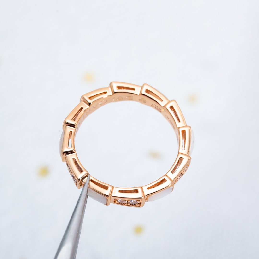 [AURORA]セルペンティ リング ピンクゴールド ダイヤモンド モップ 3mm