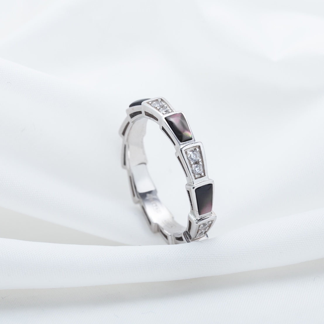[AURORA]SERPENTI RING SILBER DIAMANT SCHWARZ MOP 3MM