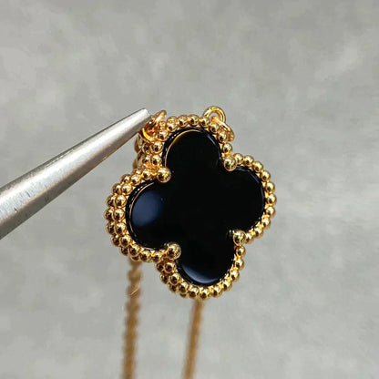 [basloveJW]クローバー 15mm ブラックオニキス シングルフラワーネックレス