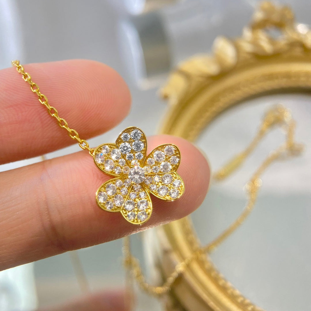 [basloveJW]BLUMEN-DIAMANT-HALSKETTE