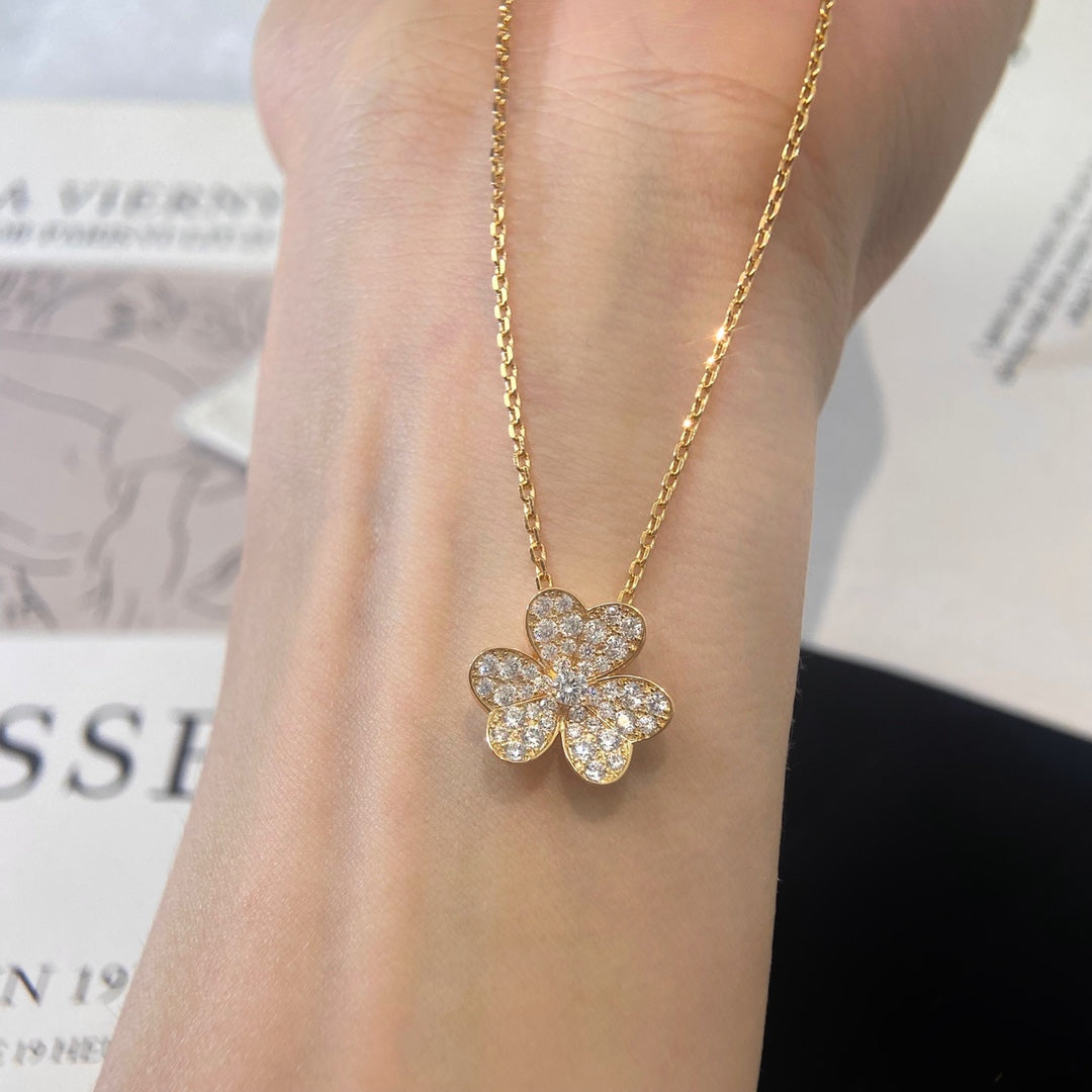 [basloveJW]BLUMEN-DIAMANT-HALSKETTE