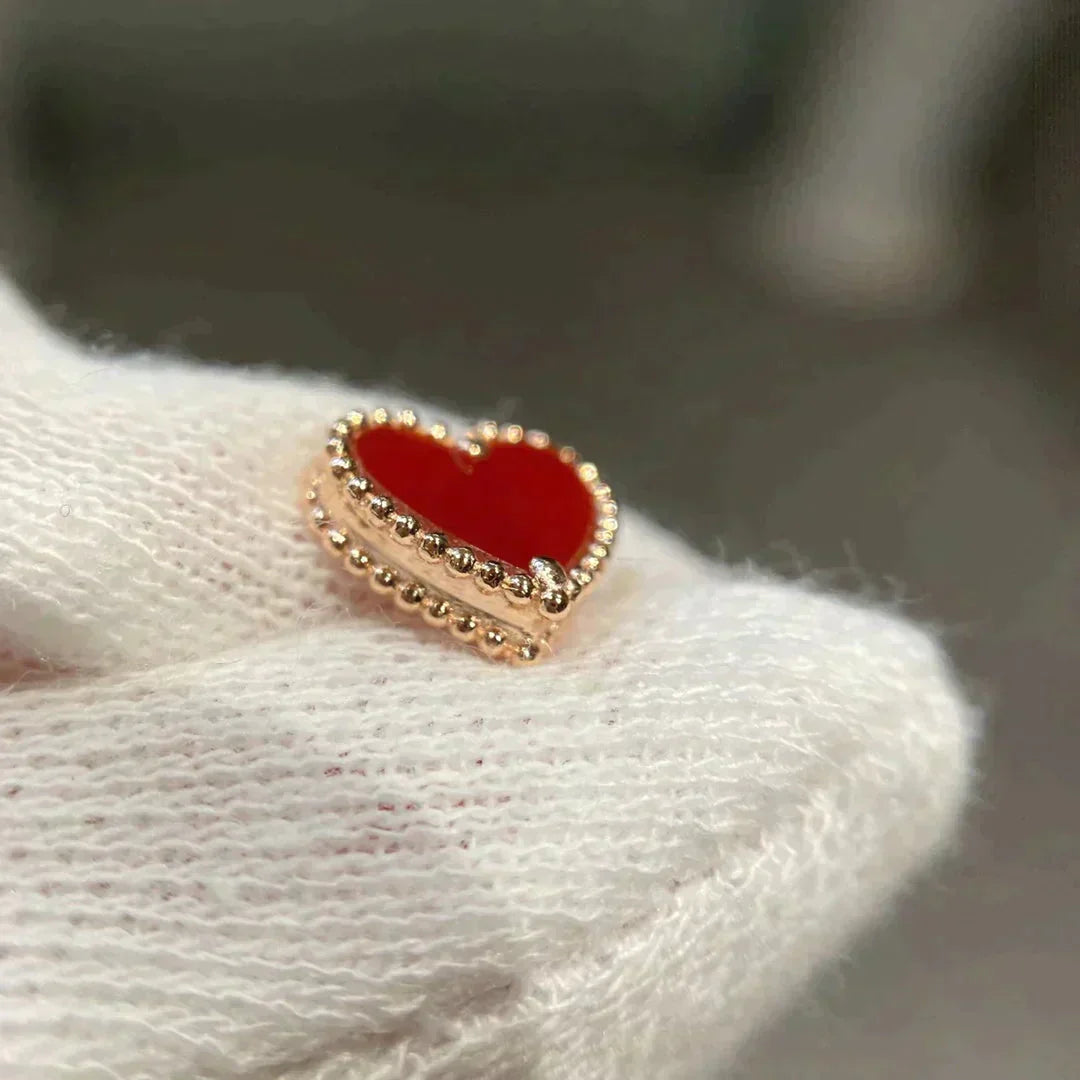 [AURORA]HEART CARNELIAN STUD EARRINGS