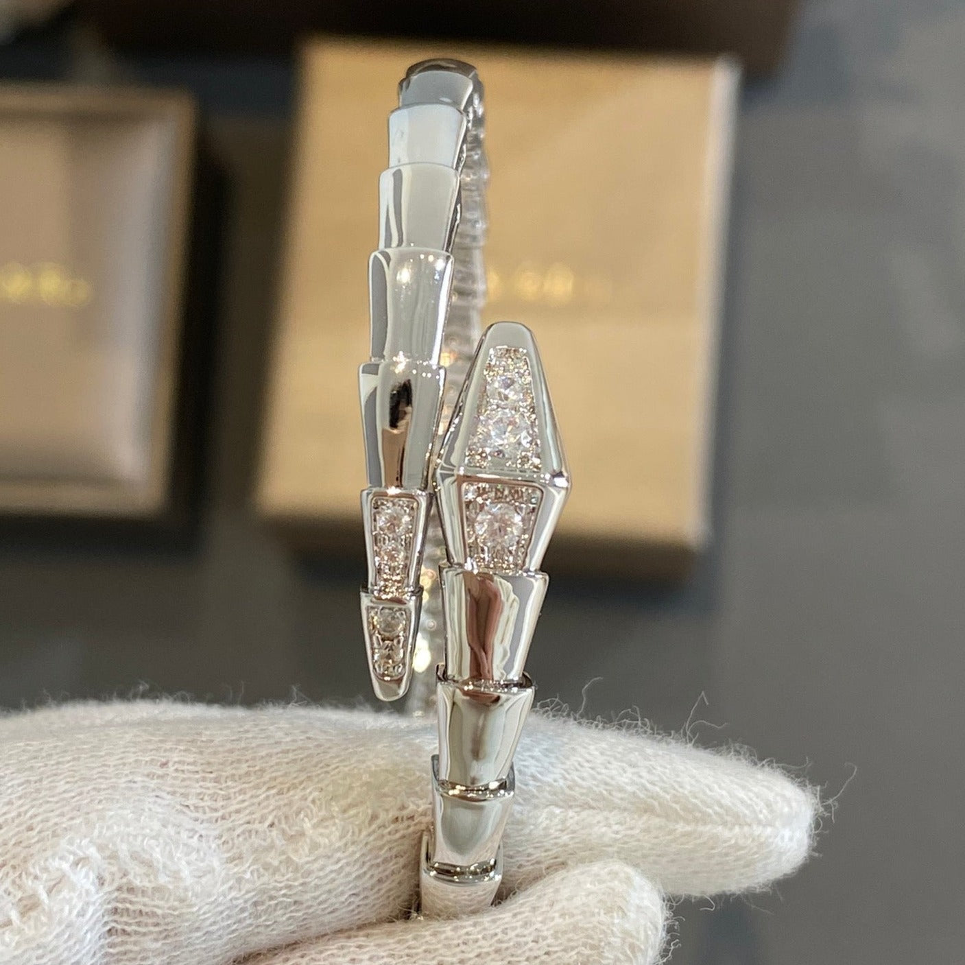 [AURORA]SERPENTI-ARMBAND DIAMANTEN SILBER