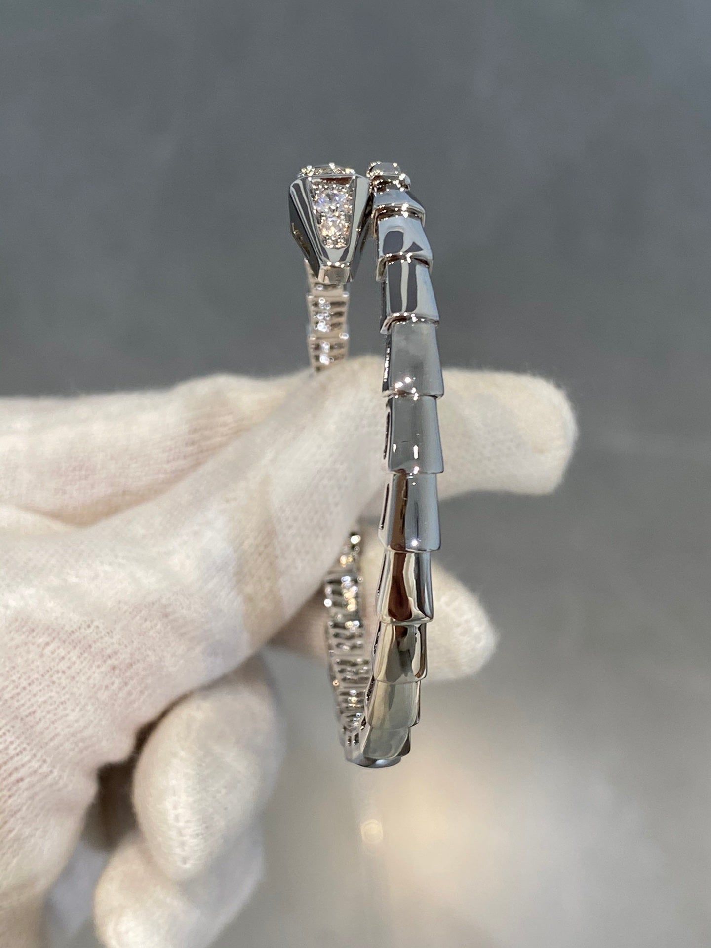 [AURORA]SERPENTI-ARMBAND DIAMANTEN SILBER
