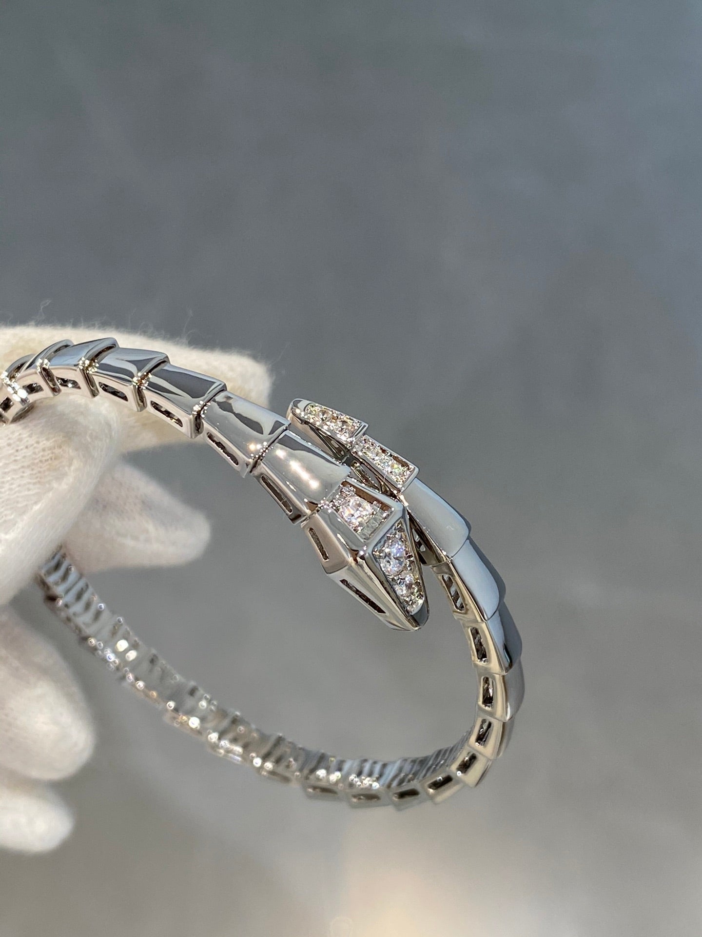 [AURORA]SERPENTI-ARMBAND DIAMANTEN SILBER