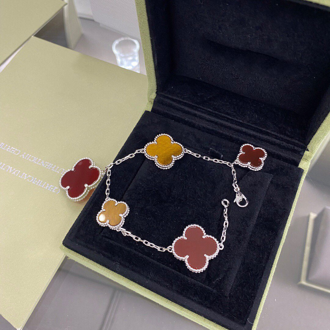 [basloveJW]CLOVER 5 MOTIFS SIVLER KARNEOL TIGERAUGE ARMBAND