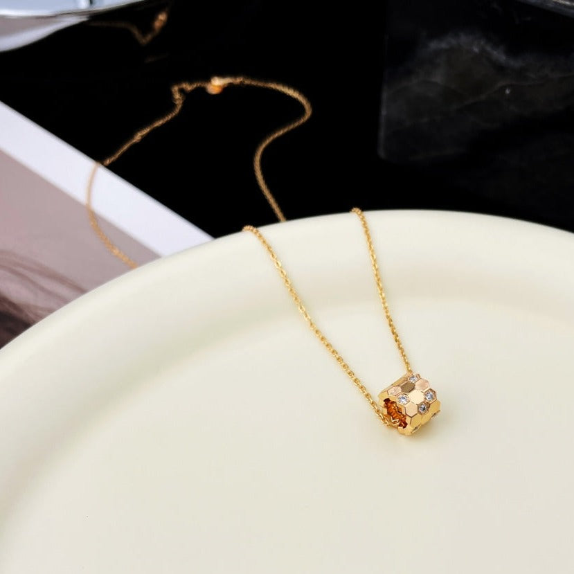 [AURORA]BEE MINI ANHÄNGER DIAMANT HALSKETTE