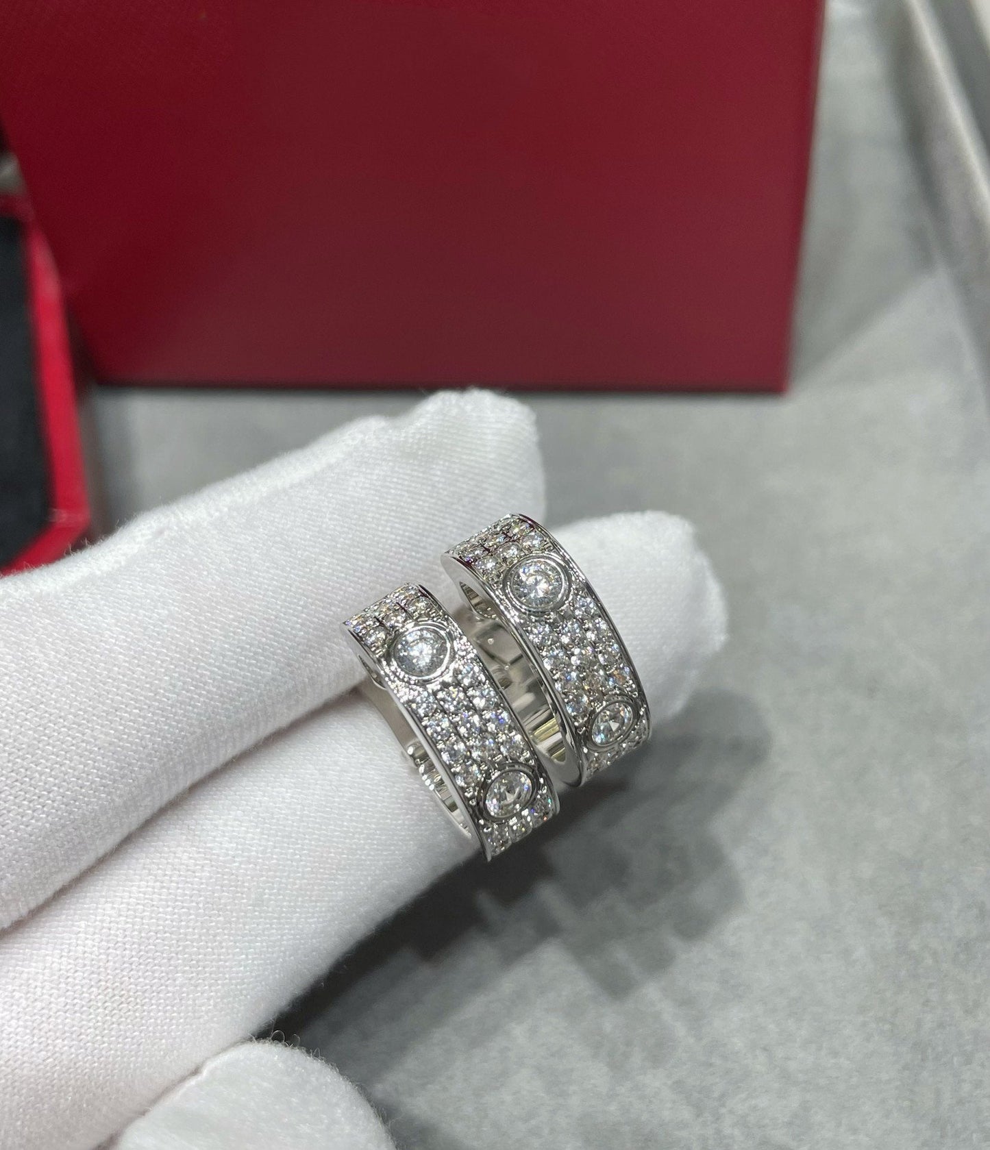 [AURORA]LOVE 5,5 MM DIAMANT-OHRRINGE