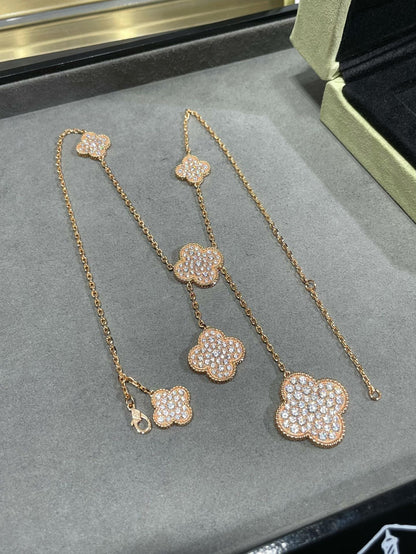 [basloveJW]Halskette mit Kleeblattmotiv und Diamanten