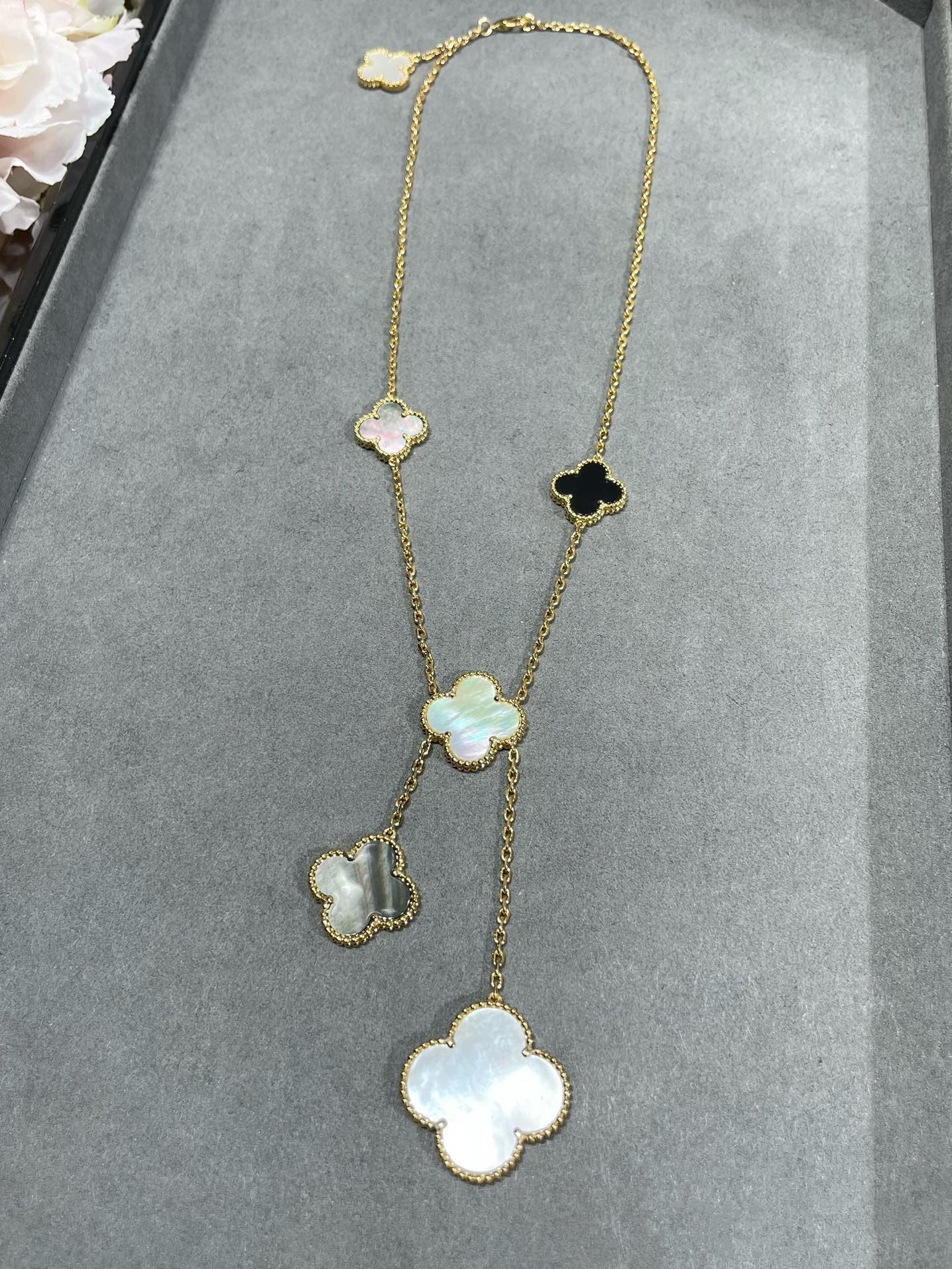 [basloveJW]CLOVER 6 MOTIV MOP ONYX GOLD HALSKETTE 