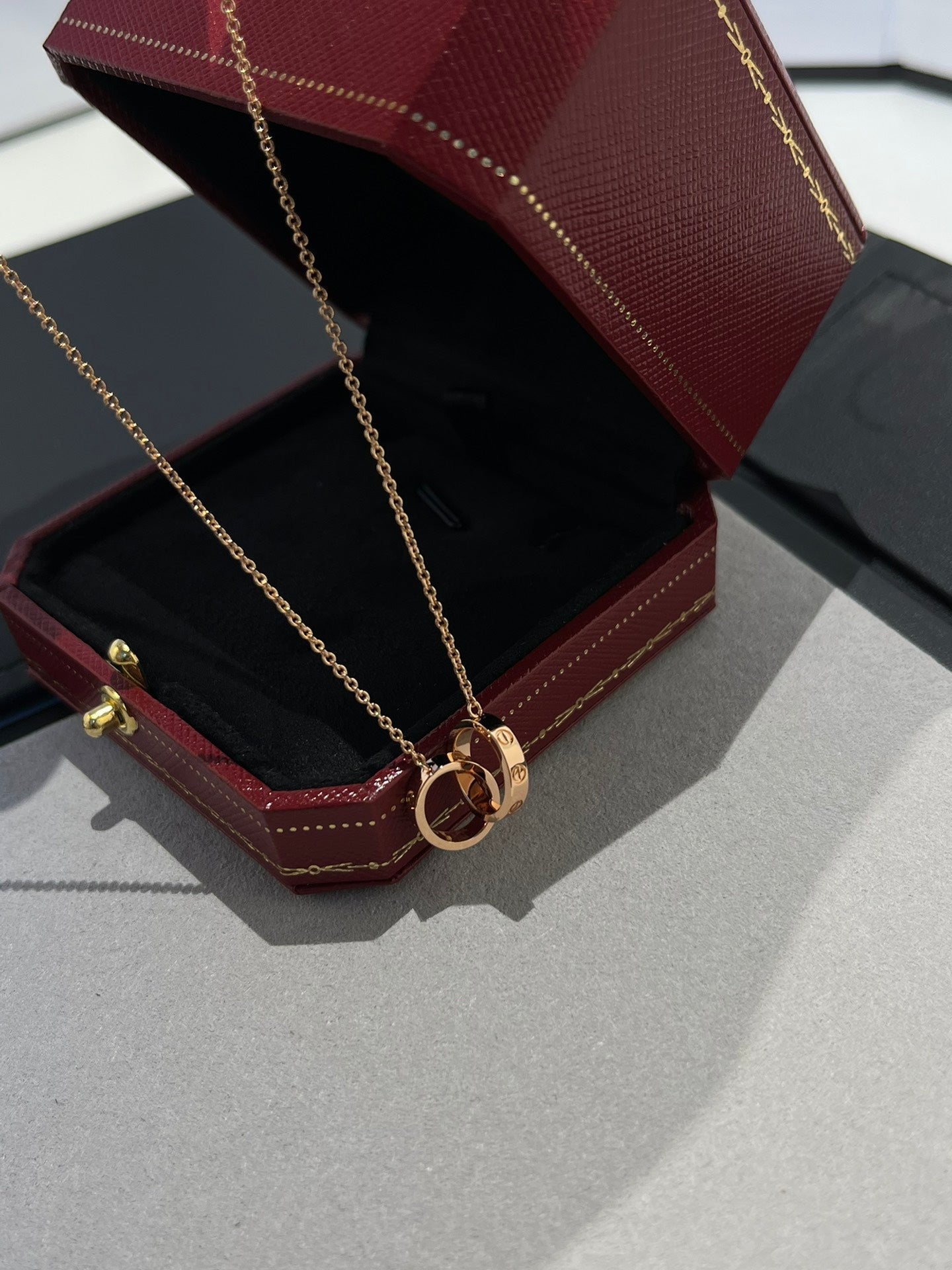 [AURORA]LOVE HALSKETTE DOPPELRING ROSA GOLD 