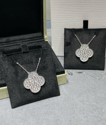 [basloveJW]クローバー 25mm ラージペンダント ダイヤモンドパヴェ シルバーネックレス