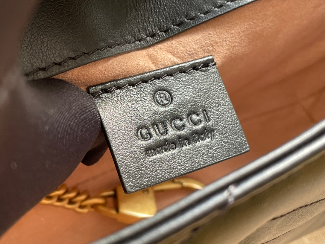 GG MARMONT MINI 16 BAG IN BLACK CALFSKIN