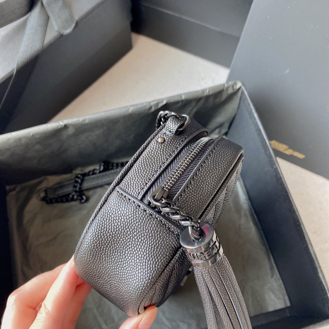 LOU MINI CAMERA BAG 19 IN BLACK CAVIAR PATTERN CALFSKIN BLACK HARDWARE