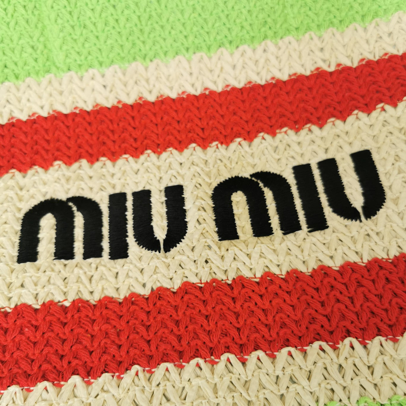 TOTE BAG 40 IN STRIPED PATTERN OF LIGHT GREEN RED AND CREAM WHITE WOVEN RAFFIA
