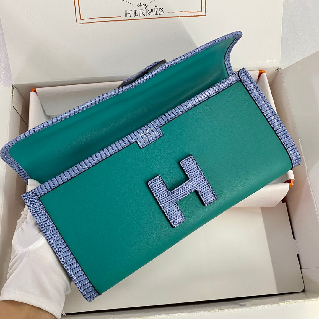 JIGE ELAN 29 CLUTCH IN TEAL GREEN CALFSKIN WITH ROYAL BLUE LIZARD SKIN (MADE-TO-ODER)