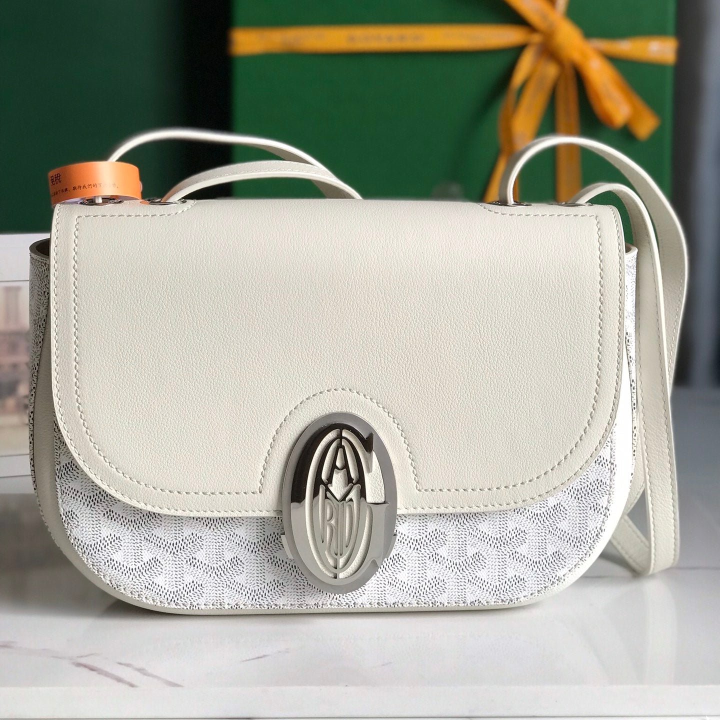 233 BAG 25 IN WHITE CALFKIN AND GOYARDINE CANVAS