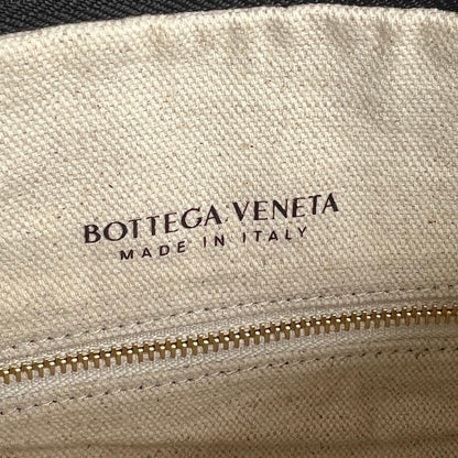 GEMELLI SHOULDER BAG 36 IN BEIGE RAFFIA AND BLACK LAMBSKIN