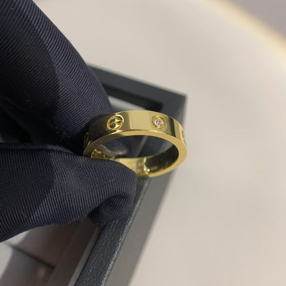[AURORA]LIEBESRING 4MM 1 DIAMANT GOLD
