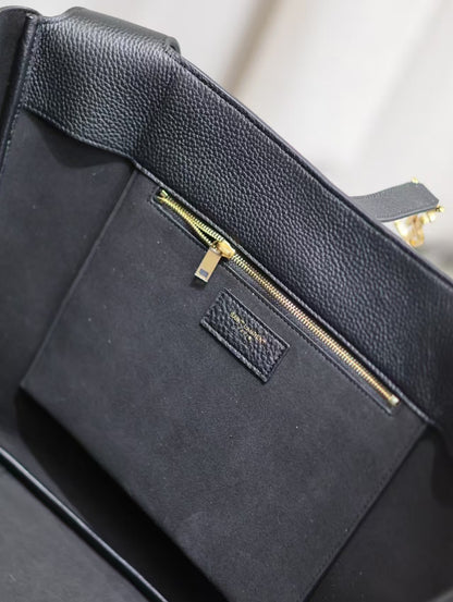 LE 5 À 7 BEA IN GRAINED LEATHER BLACK