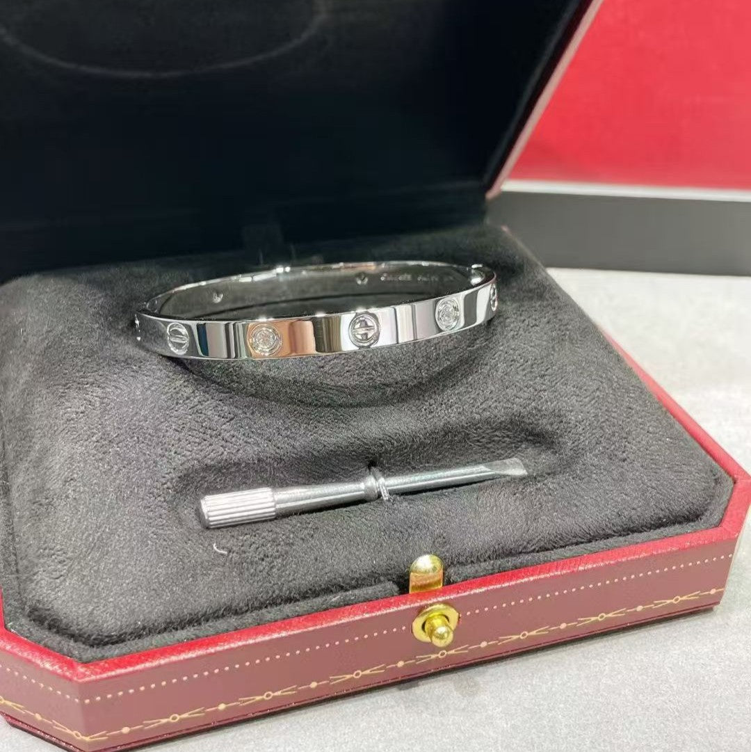 [AURORA]LOVE BRACELET 6.1MM 4 DIAMONDS NEW (SINGLE SCREW)