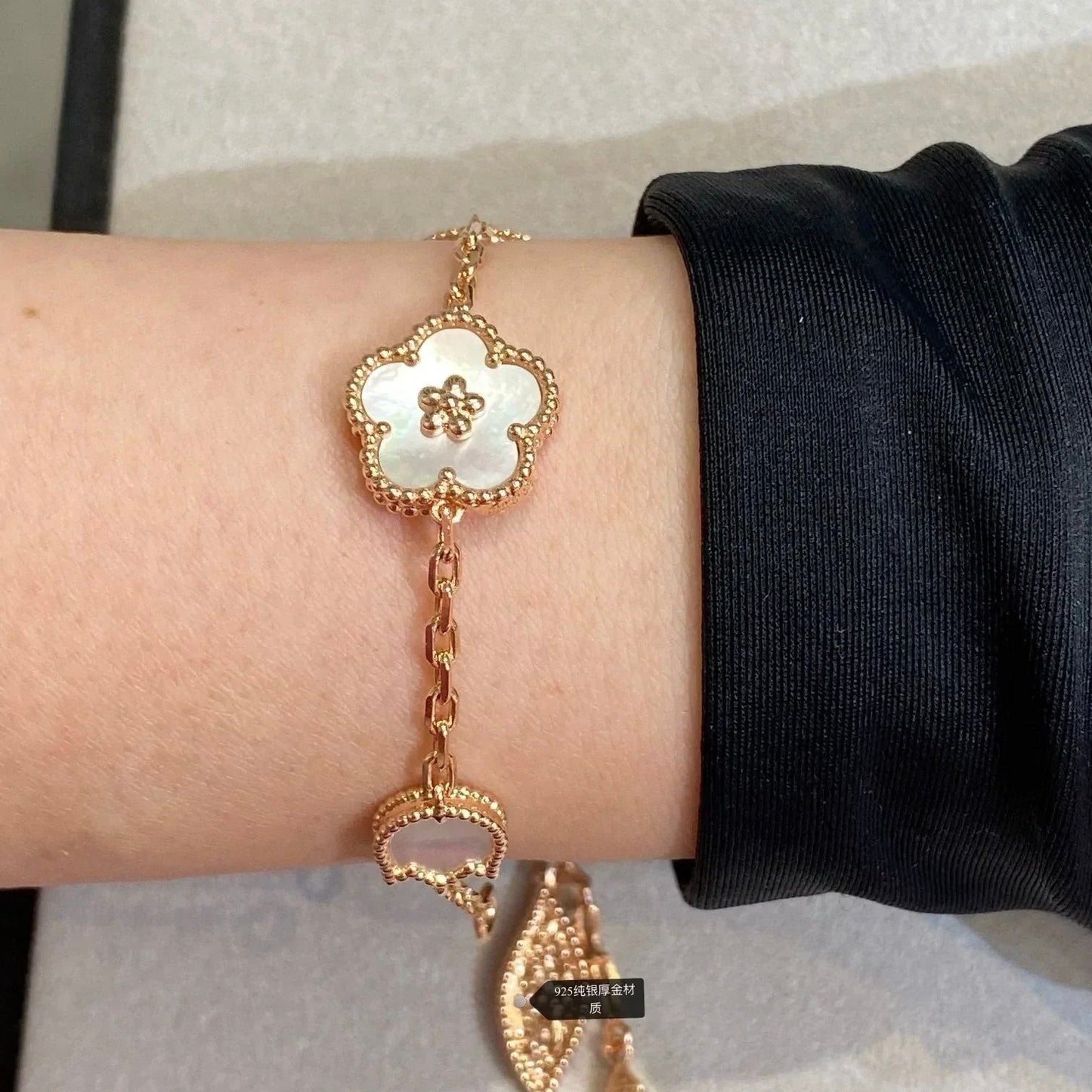 [basloveJW]Armband mit Glücksbringer-Motiv „Frühling“