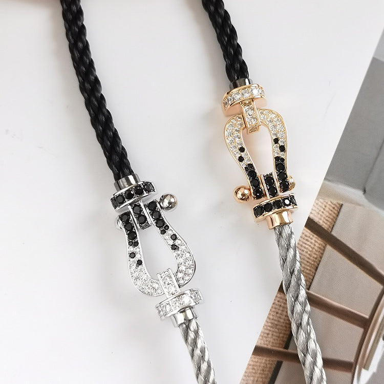 [AURORA]FORCE LARGE HORSESHOE BLACK WHITE DIAMOND BRACELET ROSE GOLD