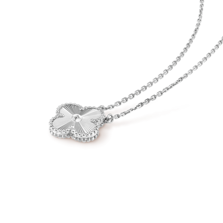 [basloveJW]CLOVER 15MM LASER HALSKETTE SILBER
