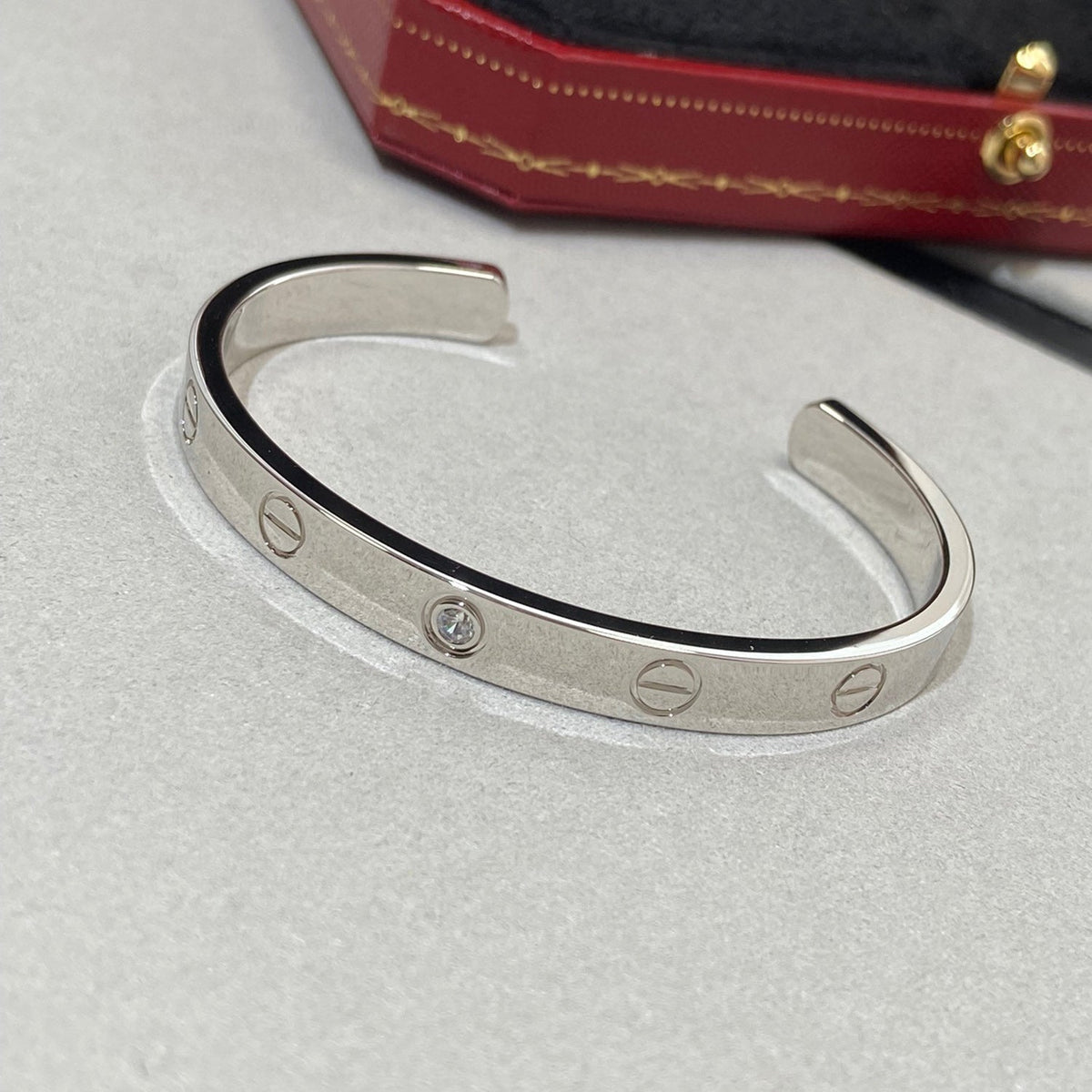 [AURORA]LOVE BRACELET 6.1MM 1 DIAMOND OPEN CUFF
