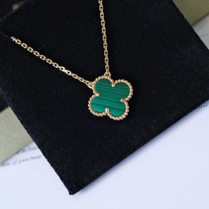 [basloveJW]CLOVER 15MM MALACHIT EINZELNE BLUMENKETTE