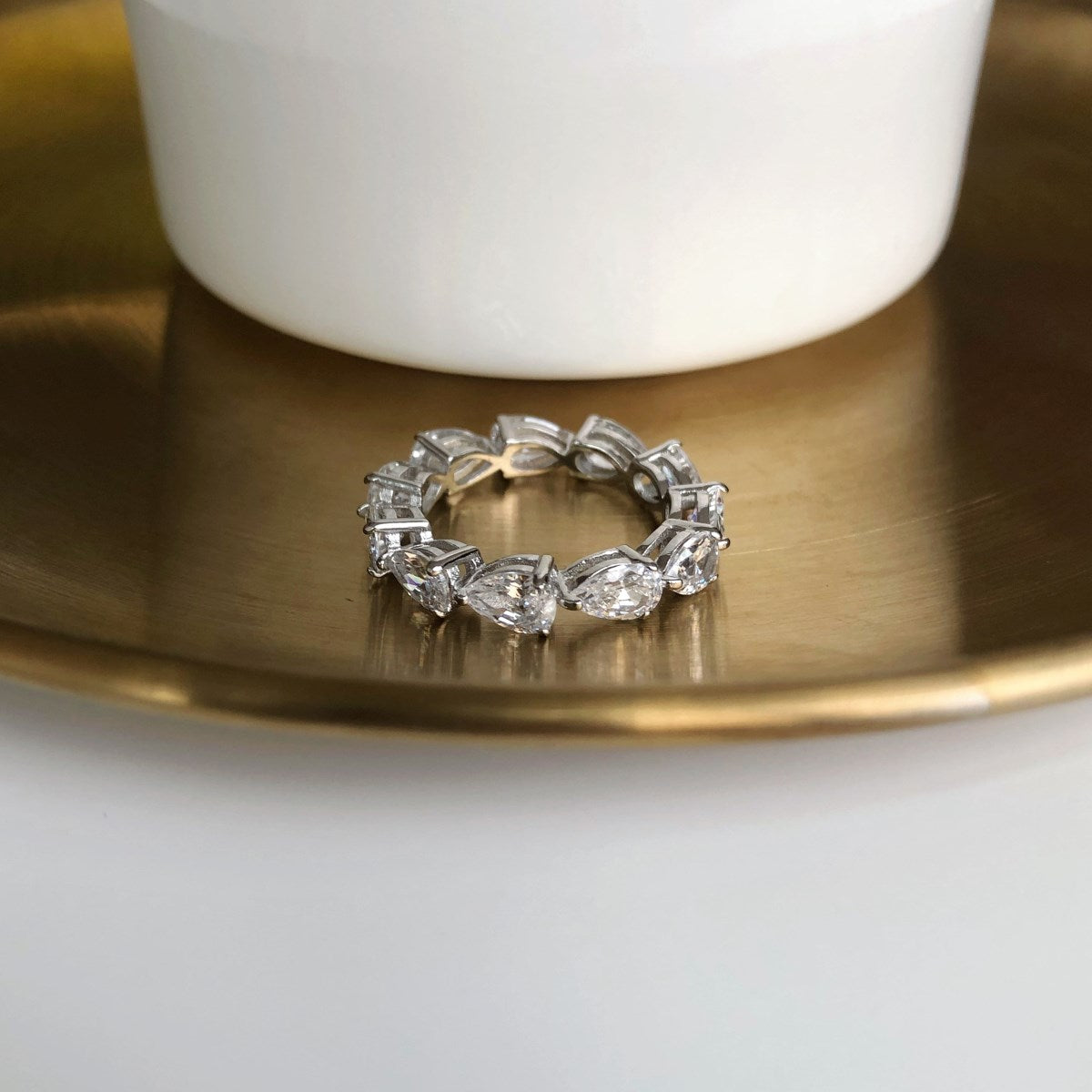 [AURORA]Exquisite Pear Cut Tennis Ring