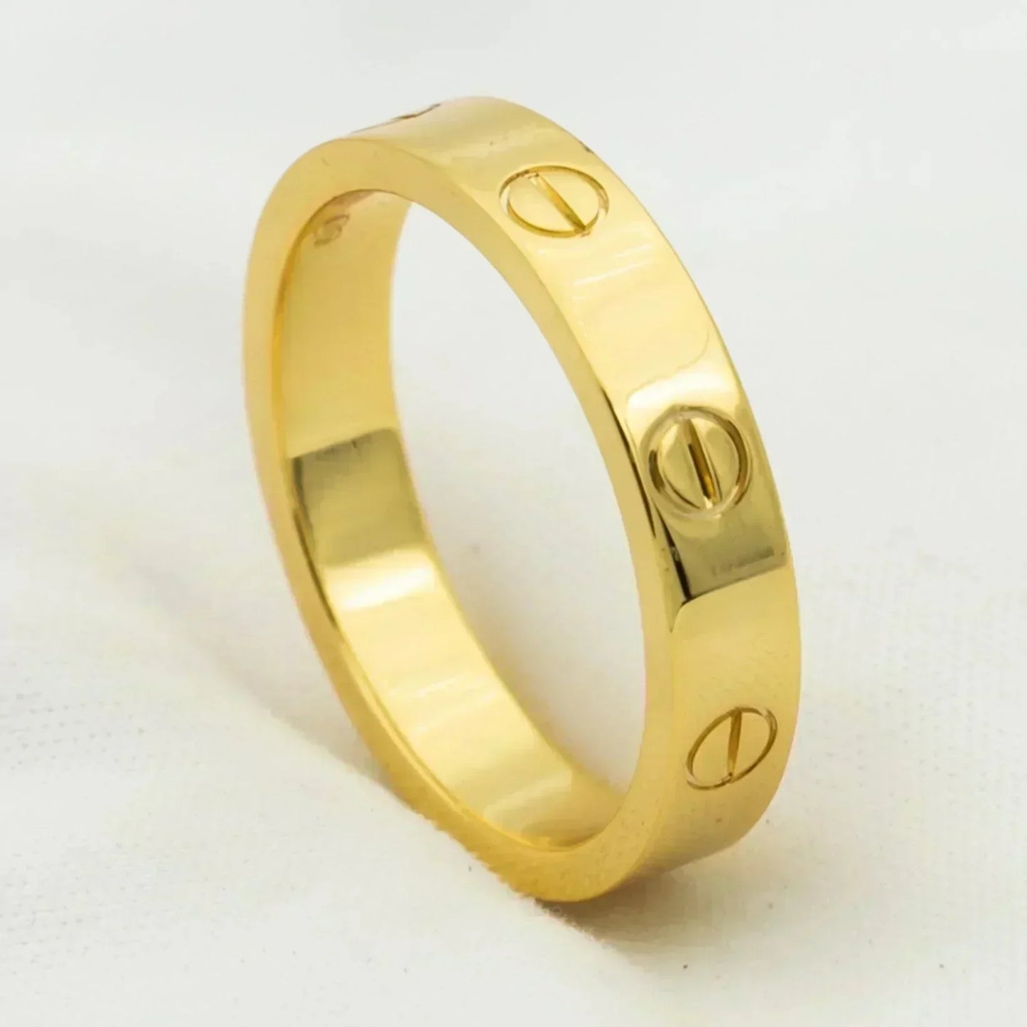 [AURORA]LIEBESRING 4MM 1 DIAMANT GOLD