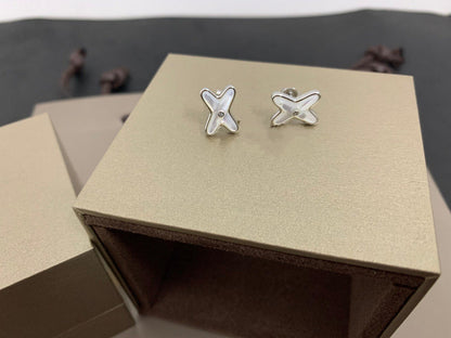 [AURORA]ジュー ド ホワイト モップ シルバー ダイヤモンド ピアス