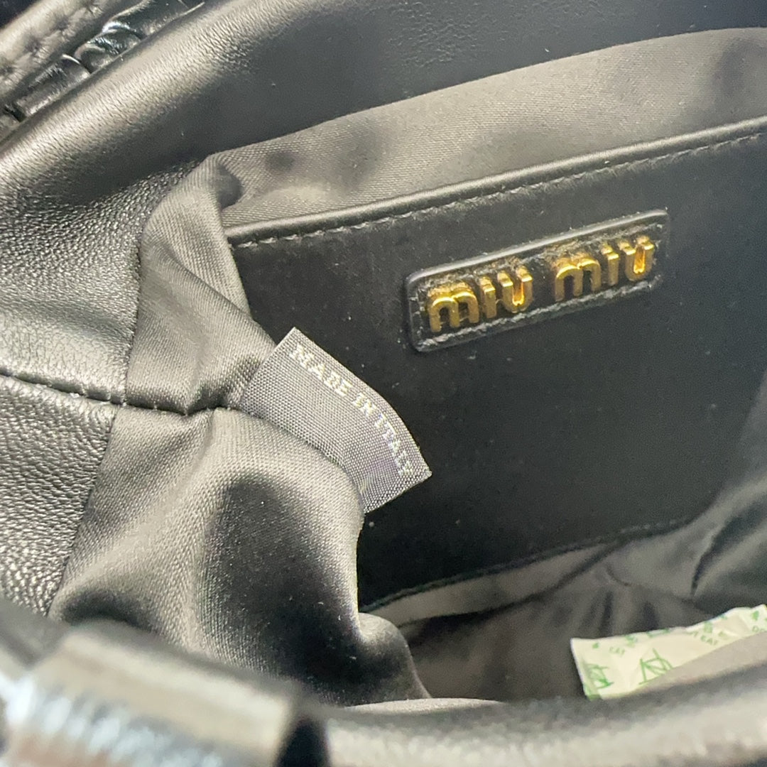 MATELASSÉ SMALL HANDBAG 17 IN BLACK LAMBSKIN
