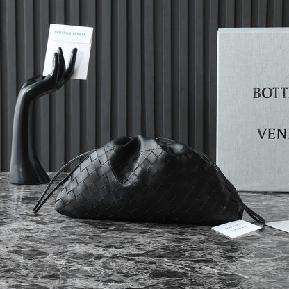 BOTTEGA VENETA 25S DUSTBAG NOTTE 33 IN BLACK CALFSKIN GOLD HARDWARE