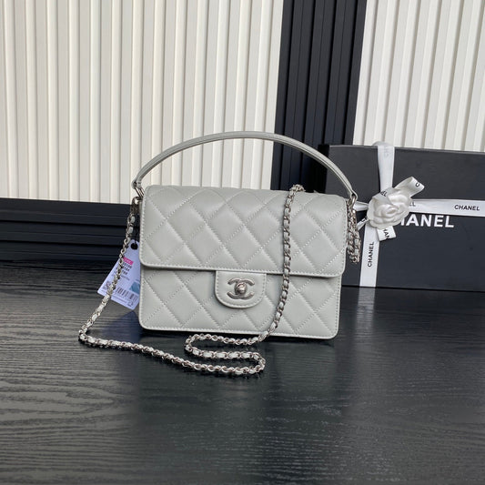 RETRO STYLE FLAP BAG 22 IN RHINO GRAY GRAINED CALFSKIN GOLD HARDWARE