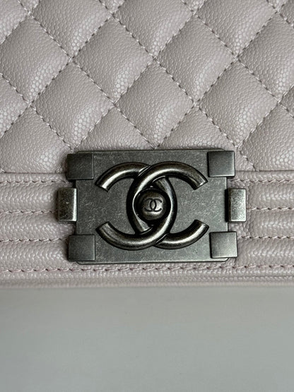 BOY BAG MEDIUM 25 IN PINK NUDE CALFSKIN