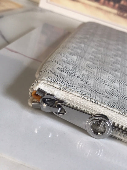 SÉNAT MGM POUCH 40 IN WHITE GOYARDINE CANVAS