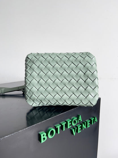 BV Small Parachute 21 Seafoam Lambskin Ghw