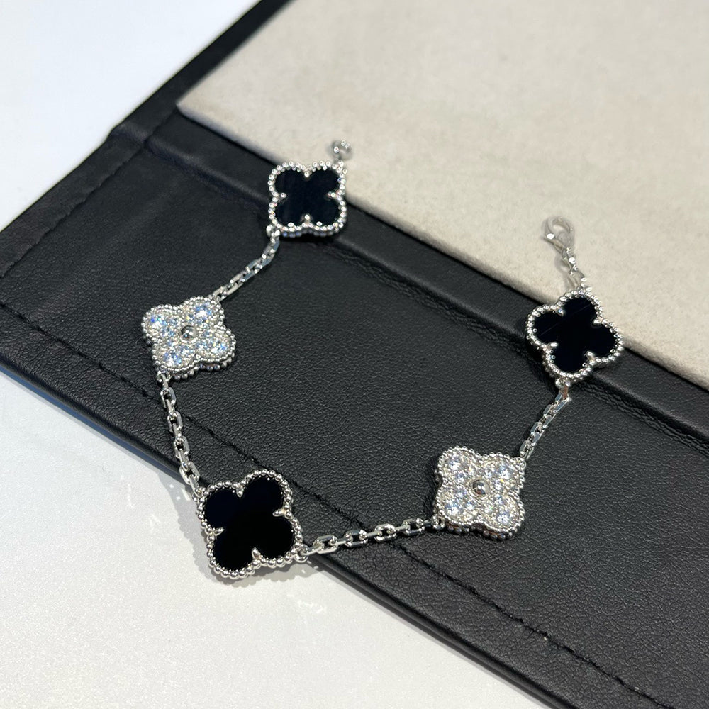 [AURORA]CLOVER 5 MOTIF ONYXS BRACELET COLLECTION